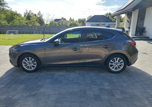 Mazda 3 cena 53000 przebieg: 142000, rok produkcji 2016 z Łask małe 596